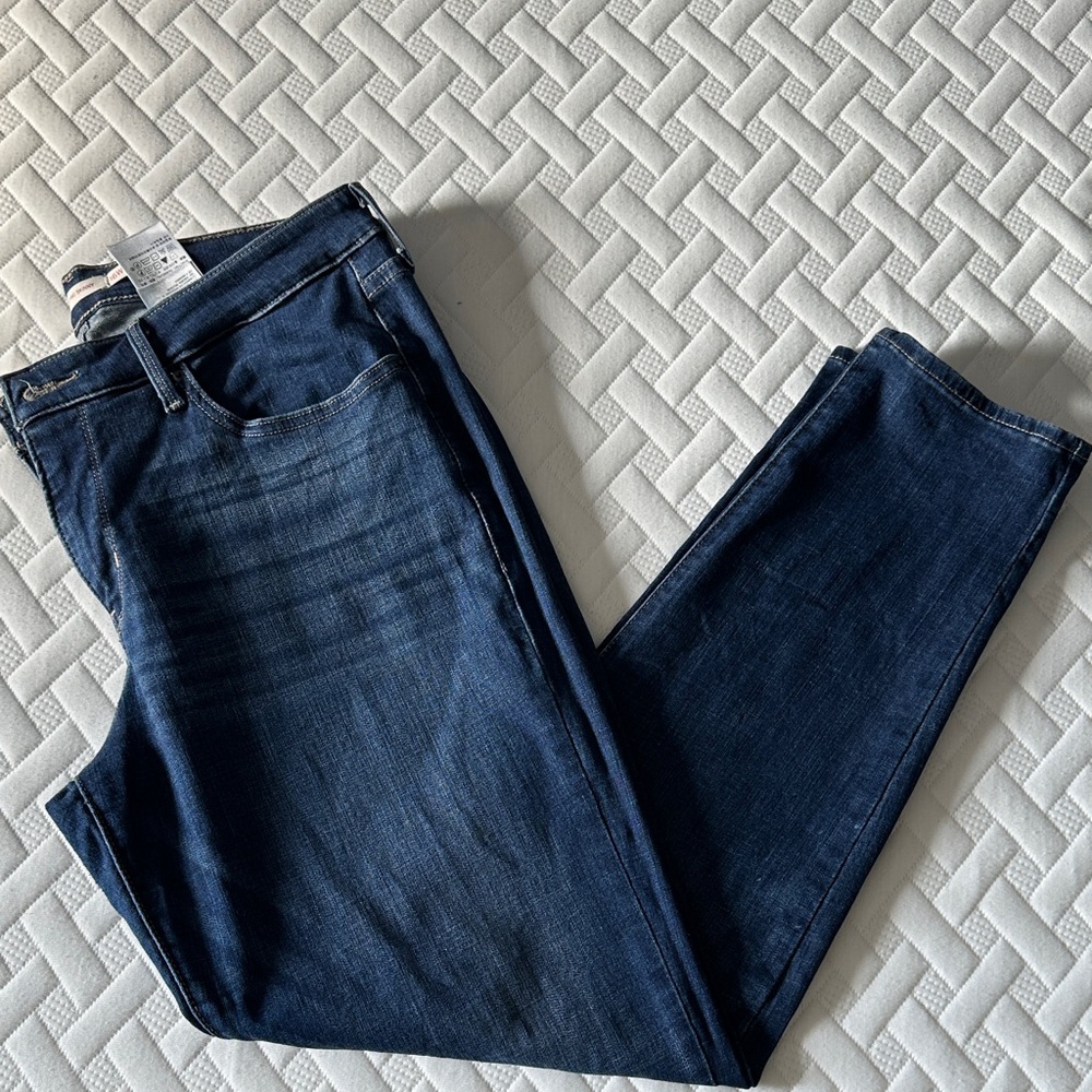 Levi's Women's Skinny Jeans - Dark Blue